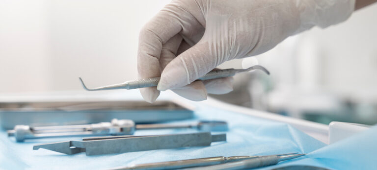 chirurgia dentystyczna kraków